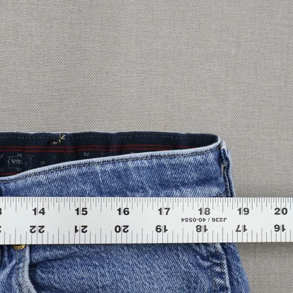 WRANGLER COMFORT 38x29 Denim Medium Wash Americana Preppy Classic Cabin Core - Picture 2 of 7